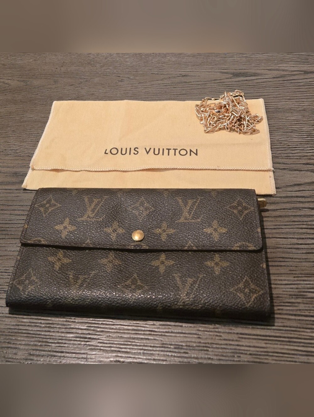 Louis Vuitton Monogram Canvas Porte Tresor Sarah long Wallet With Dust Bag/chain